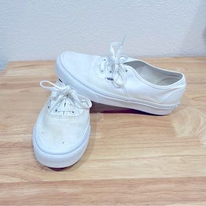 Vans true white authentic canvas shoe size 5 men 6.5 women